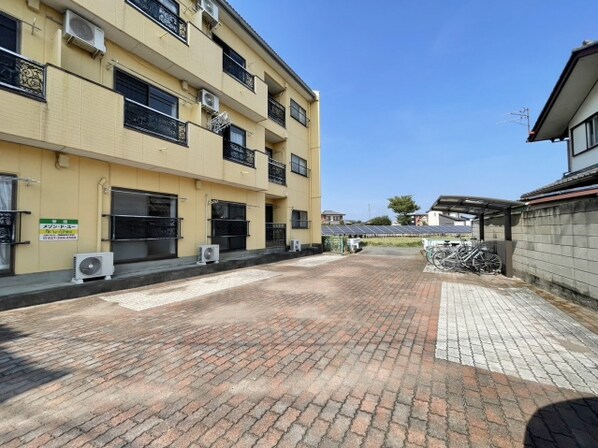 メゾン・ド・ユーの物件外観写真